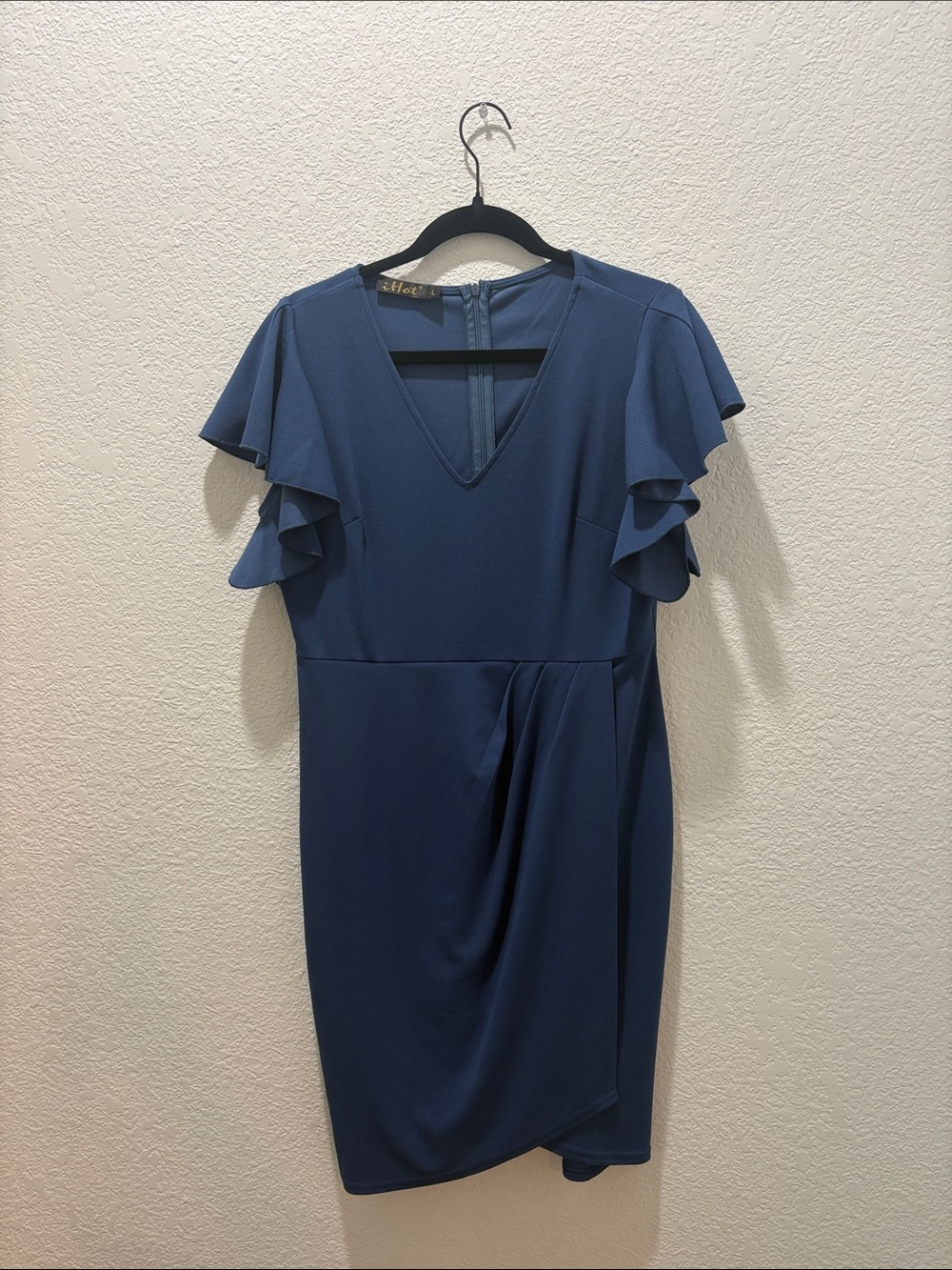 Elegant Navy Midi Dress with V-Neck and Ruffled Sleeves